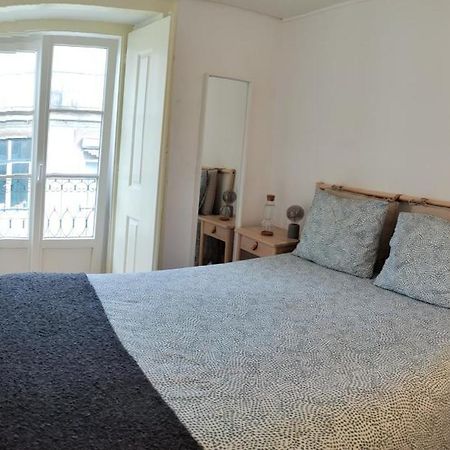 Central Bedroom In Shared House In Chiado - Historic Center Of 리스본 외부 사진