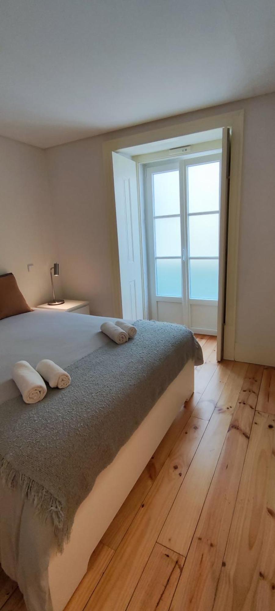 Central Bedroom In Shared House In Chiado - Historic Center Of 리스본 외부 사진